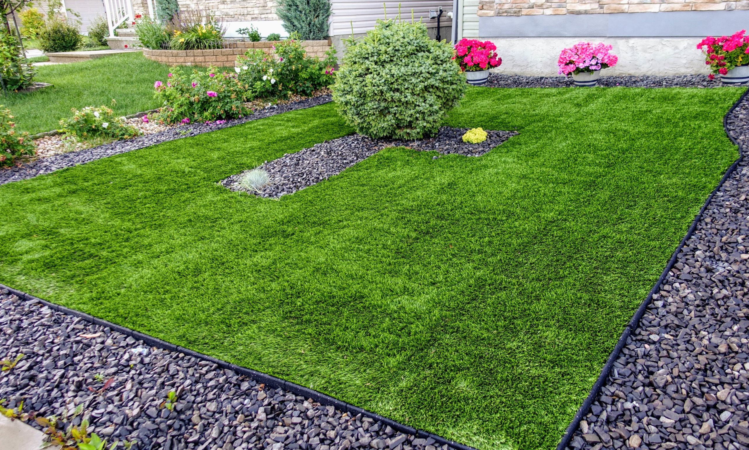 Artificial turf installation in Sugar Land, TX